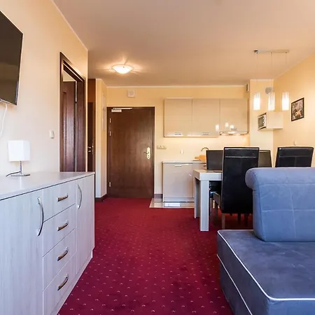 Continental, Sun & Snow * Krynica Morska