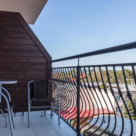 Continental, Sun & Snow *