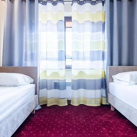 Continental, Sun & Snow