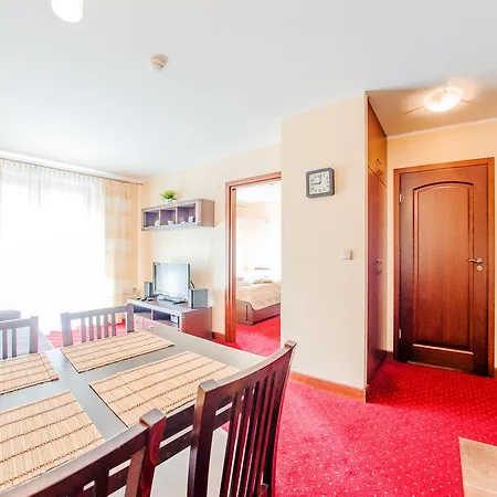 Continental, Sun & Snow