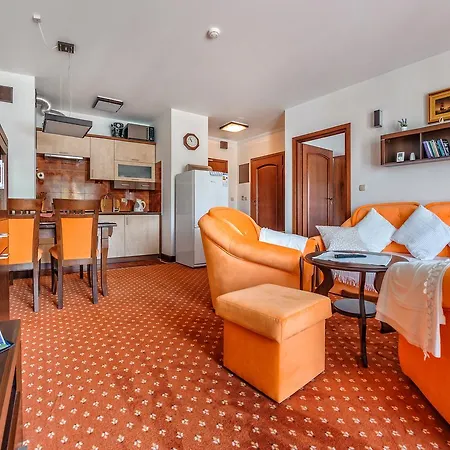 Continental, Sun & Snow Lägenhet Krynica Morska