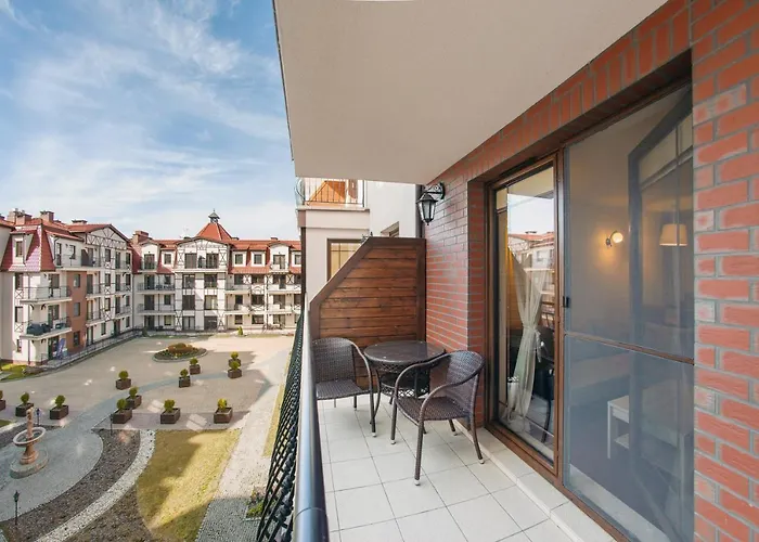 Continental, Sun & Snow