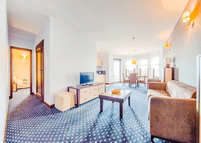 Continental, Sun & Snow *